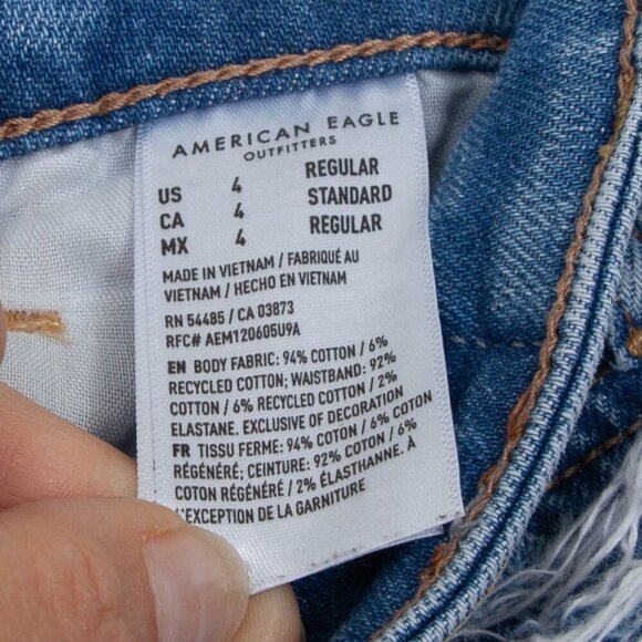 American Eagle Straight Leg Distressed Mom Jeans Women's Size 4 Regular‎ - Picture 8 of 8